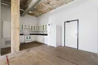 201 S Calhoun St, Unit 206 in Fort Worth, TX - Building Photo - Building Photo