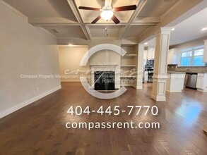 2049 Brightleaf Way in Marietta, GA - Foto de edificio - Building Photo