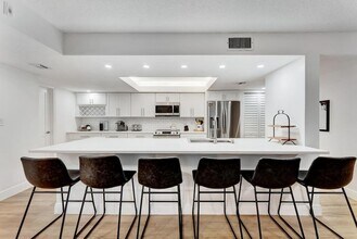 955 Dotterel Rd, Unit 2103 in Delray Beach, FL - Foto de edificio - Building Photo