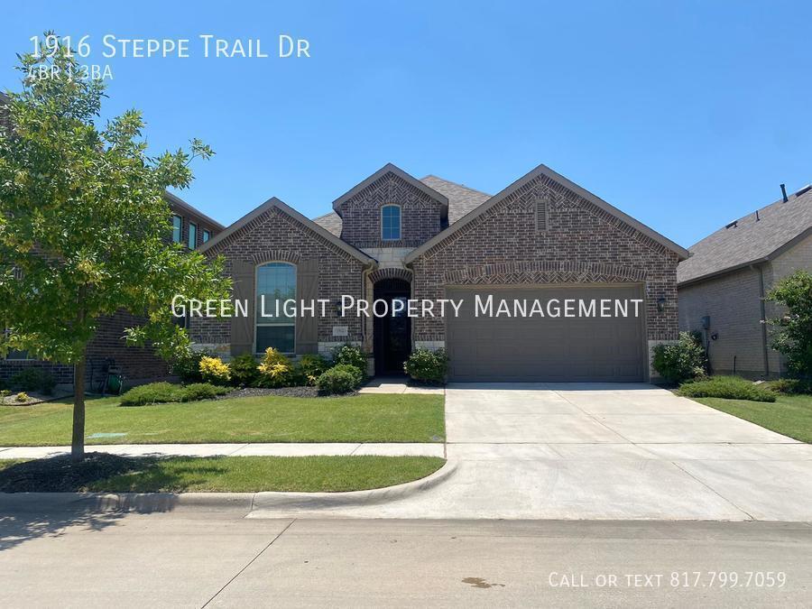 1916 Steppe Trl Dr in Aubrey, TX - Building Photo