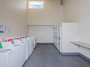 311 Weston Cir in Vista, CA - Building Photo - Building Photo