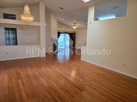 518 Bohannon Blvd in Orlando, FL - Foto de edificio - Building Photo