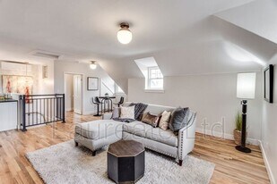 1452 Detroit St in Denver, CO - Building Photo