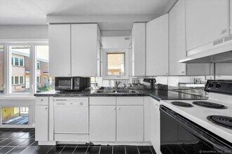 120 Wooster St in New Haven, CT - Building Photo - Building Photo