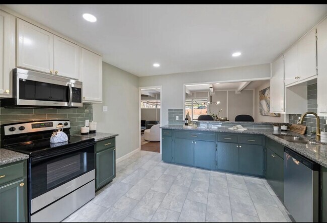 1411 Moore Terrace in Arlington, TX - Building Photo - Building Photo