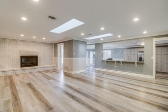 15744 Parkwood Dr S in Gulfport, MS - Building Photo - Building Photo