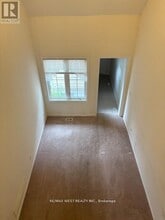 7 Village Gate Dr in Wasaga Beach, ON - Building Photo - Building Photo