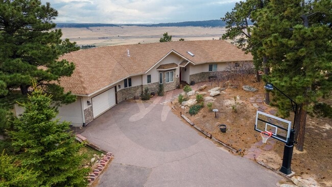 property at 1228 Valley View Dr