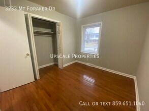 3233 Mt Foraker Dr in Lexington, KY - Building Photo - Building Photo