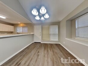 7102 Tara Blue Ridge Dr in Richmond, TX - Building Photo - Building Photo