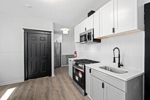 160 Garfield Ave in Jersey City, NJ - Building Photo