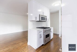 145 E 16th St in New York, NY - Building Photo - Building Photo