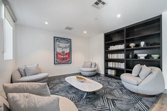 5851 W 88th St in Los Angeles, CA - Building Photo - Building Photo