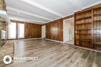 10940 Reeder St in Overland Park, KS - Building Photo - Building Photo