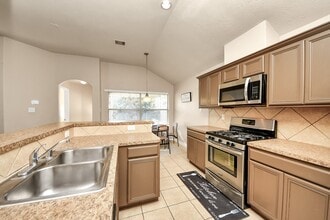 13342 Southpoint Ln in Houston, TX - Building Photo - Building Photo