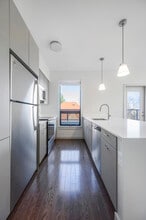 455 Harvard St, Unit 404 in Brookline, MA - Building Photo - Building Photo