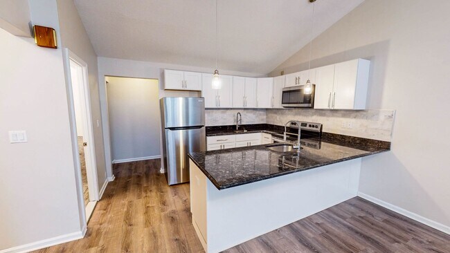 471 Whalley Ave in New Haven, CT - Building Photo - Building Photo