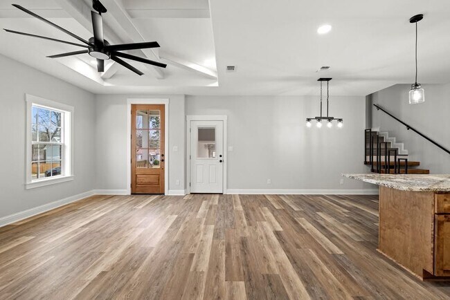 524 Burk St in Nacogdoches, TX - Building Photo - Building Photo