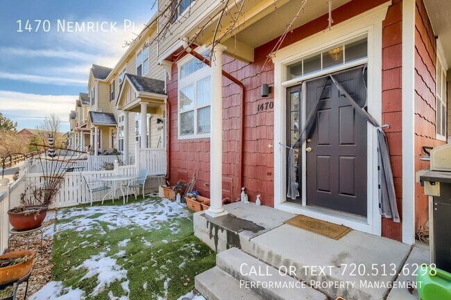 1470 Nemrick Pl in Castle Rock, CO - Foto de edificio - Building Photo