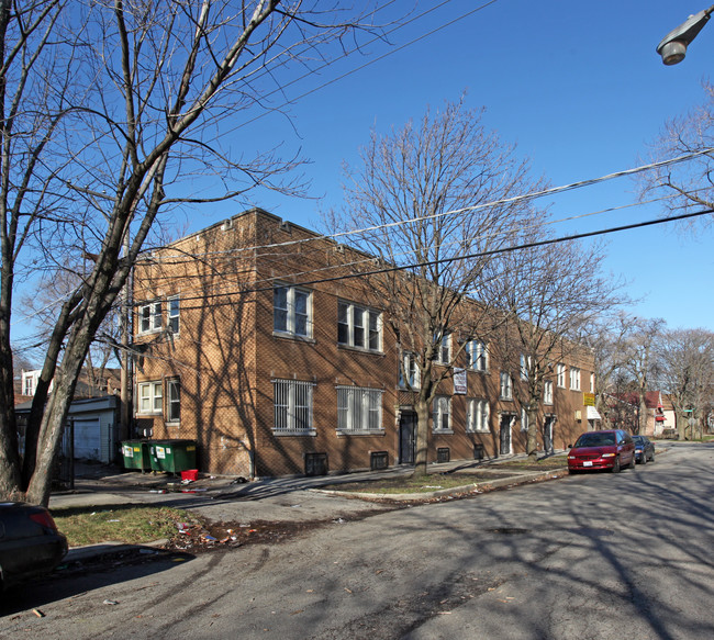 6904-6908 S Artesian St in Chicago, IL - Building Photo - Building Photo