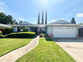 646 Grambling Ct in Merced, CA - Building Photo