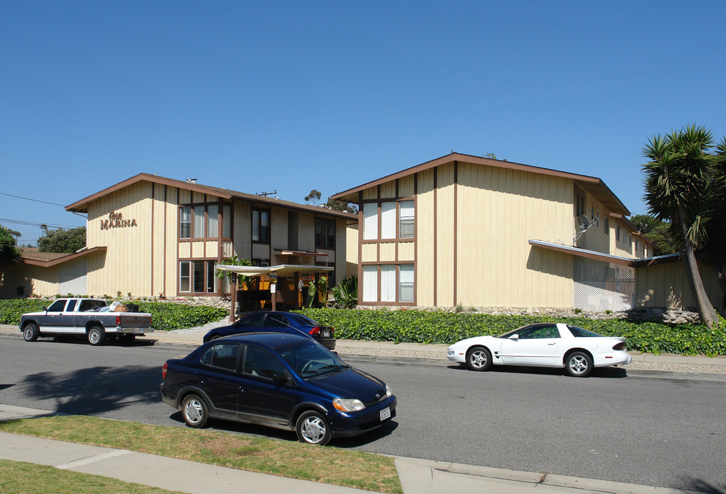 Casa Marina Apartments in Ventura, CA - Building Photo