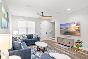 1906 W Cherry St, Unit SI ID1302870P in Tampa, FL - Building Photo
