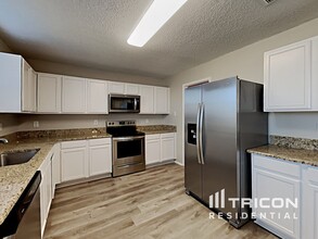 5209 Emmeryville Ln in Fort Worth, TX - Building Photo - Building Photo
