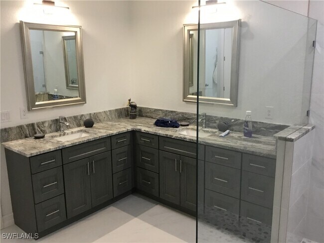 428 NW 6th Terrace in Cape Coral, FL - Building Photo - Building Photo