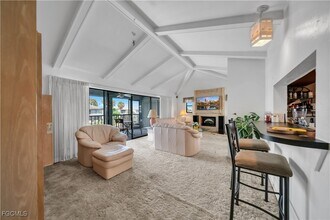 1011 SE 40th St in Cape Coral, FL - Building Photo - Building Photo