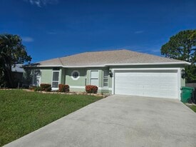 1262 SW Byron St in Port St. Lucie, FL - Building Photo