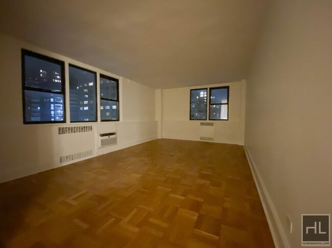 property at 435 E 79th St