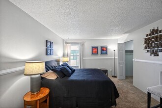 12083 E Harvard Ave in Aurora, CO - Building Photo - Building Photo