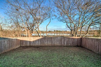 12716 Heritage Oaks Dr in Oklahoma City, OK - Building Photo - Building Photo