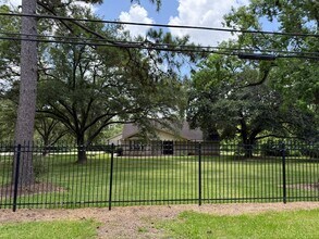813 Avenue L in Dickinson, TX - Building Photo - Building Photo