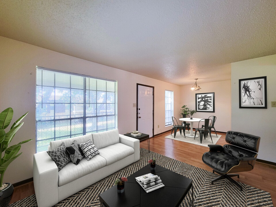 Carriage Park Apartments in Groves, TX - Foto de edificio