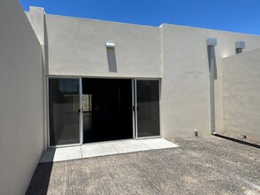 43435 Ranch to Market Rd 2810 in Marfa, TX - Foto de edificio - Building Photo