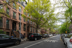 185 Berkeley Pl in Brooklyn, NY - Foto de edificio - Building Photo