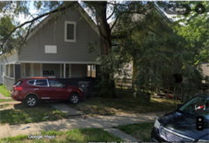 136 N Belmont Ave in Indianapolis, IN - Building Photo