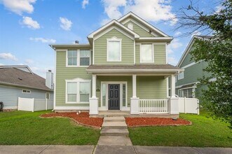 920 Foxgrove Ln in Providence Village, TX - Building Photo - Building Photo