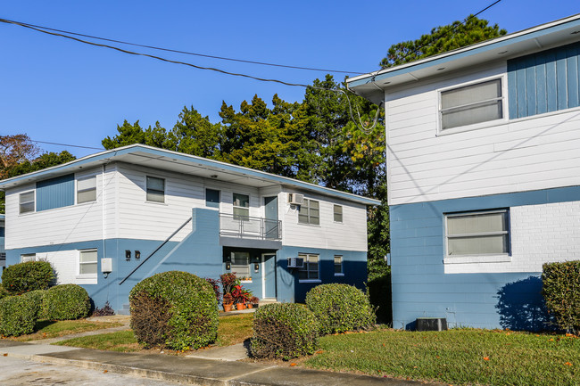 Marshall Arms Apartments in Jacksonville, FL - Foto de edificio - Building Photo