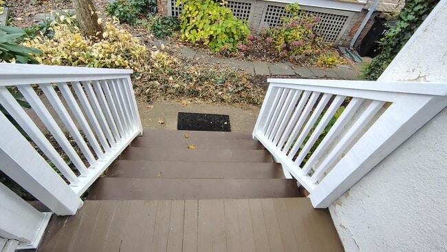 4 Edmarth Pl in Hastings On Hudson, NY - Foto de edificio - Building Photo