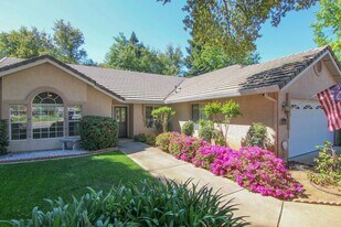 4146 Windwood Dr in Redding, CA - Building Photo