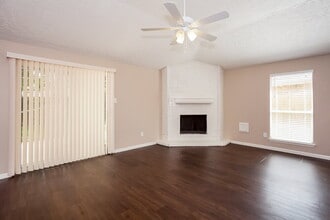 20070 N Navaho Trail in Katy, TX - Building Photo - Building Photo