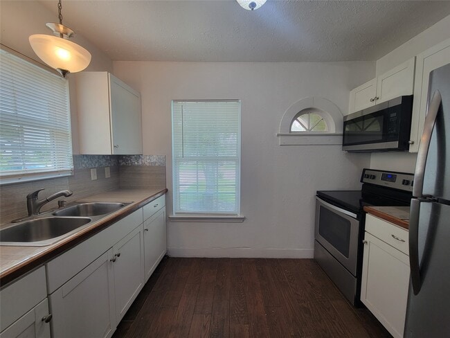 property at 5319 Avenue O