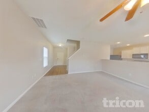 1332 Waylon Ave in Gastonia, NC - Foto de edificio - Building Photo