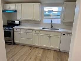 3152 1/2 Weldon Ave in Los Angeles, CA - Building Photo