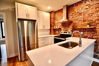 54 S 5th St in Easton, PA - Building Photo - Building Photo