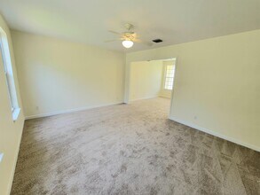4291 Four Oaks Blvd in Tallahassee, FL - Building Photo - Building Photo