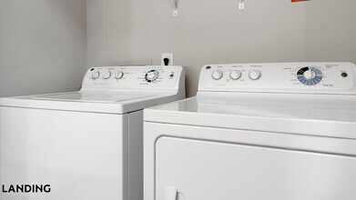 2420 Peachtree Rd NW, Unit 1219 in Atlanta, GA - Building Photo - Building Photo